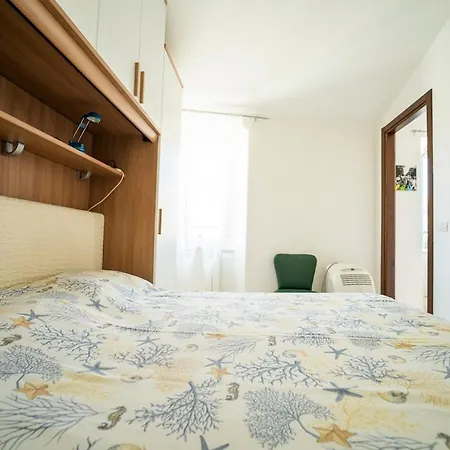 Casetta Ligure, 1km Dal Mare شقة